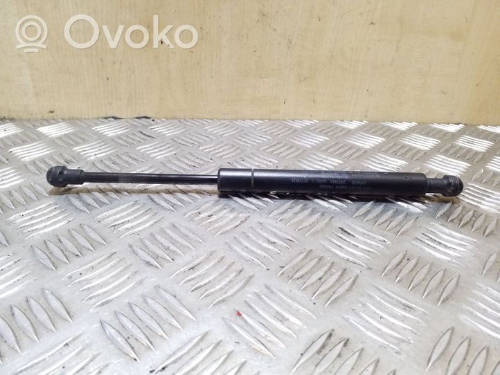 Volvo S40, V40 Tailgate/trunk/boot tension spring 30852059