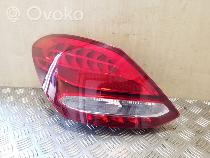 Mercedes-Benz C W205 Lampa tylna A2059061157