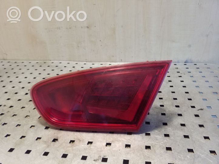 Seat Leon (1P) Takaluukun takavalot 1P0945094P