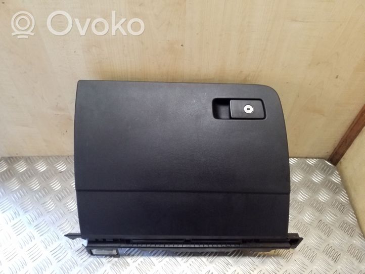 Volkswagen PASSAT B8 Glove box set 3G2857097AC