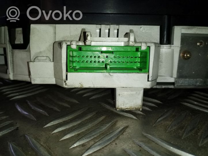 Volvo S70  V70  V70 XC Tachimetro (quadro strumenti) 9168138