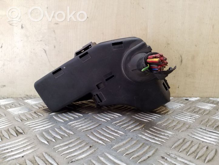 Volvo S70  V70  V70 XC Module de fusibles 9128576