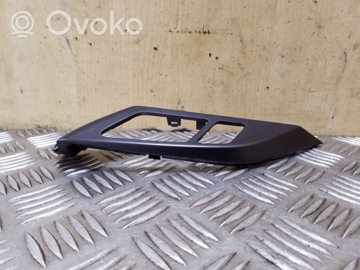 Hyundai i40 Klimato kontrolės/ pečiuko kontrolės apdaila U09C653810A