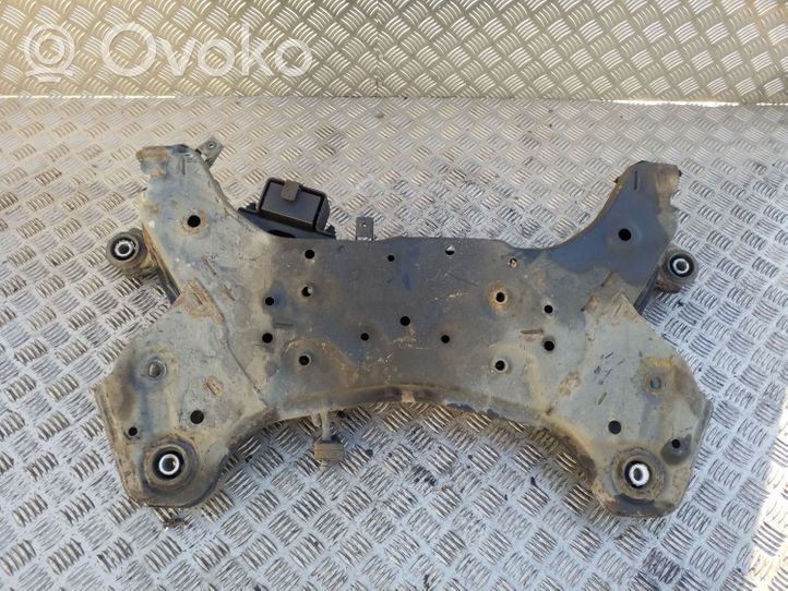 Hyundai i40 Front subframe 624013Z100