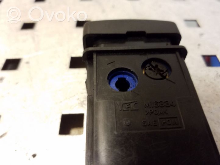 Opel Frontera B Differential lock switch M16334
