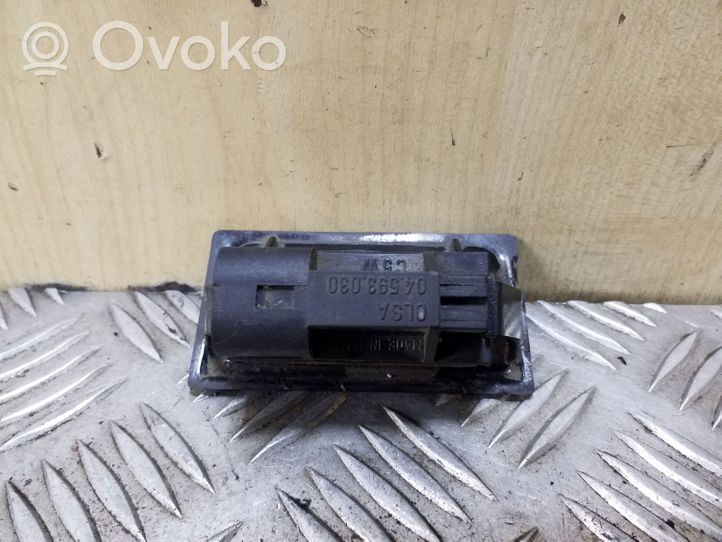 Renault Espace III Lampa oświetlenia tylnej tablicy rejestracyjnej 04593010