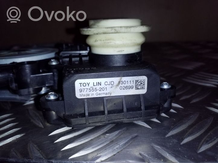 Toyota Avensis T270 Priekinio el. lango pakėlimo mechanizmo komplektas 8570202020