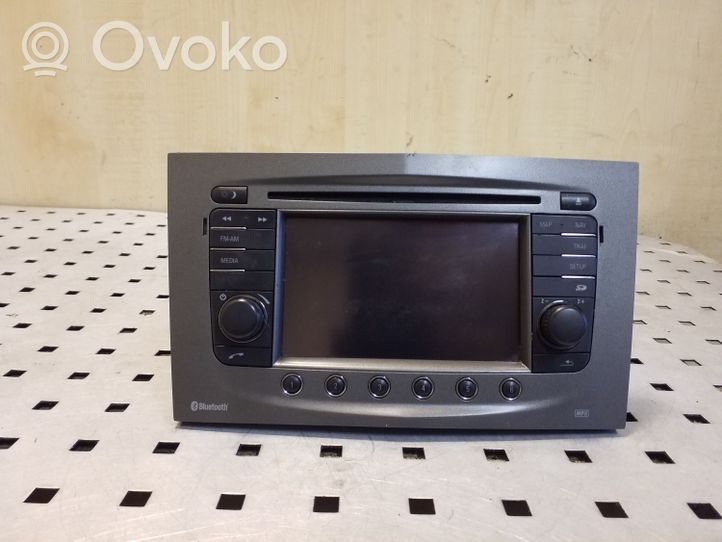 Opel Antara Panel / Radioodtwarzacz CD/DVD/GPS 10R036157