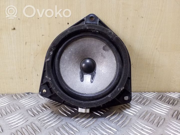 Toyota Corolla Verso E121 Haut parleur 861600F030