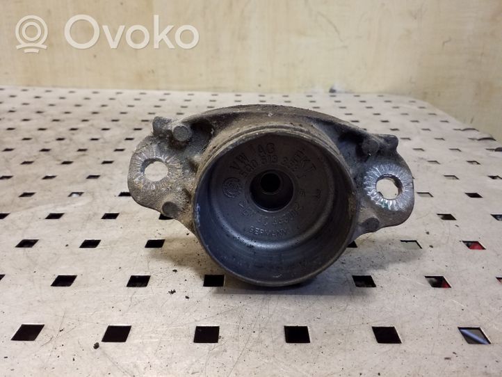 Volkswagen PASSAT B8 Mocowanie amortyzatora przedniego osi tylnej 5Q0513353J