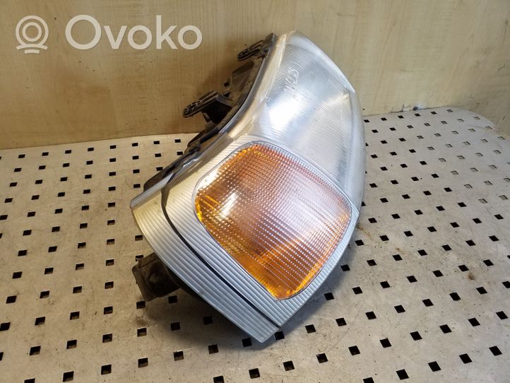 Land Rover Freelander Lampa przednia AMR3999