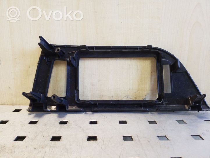 Mitsubishi Pajero Kita panelės detalė 8030A087