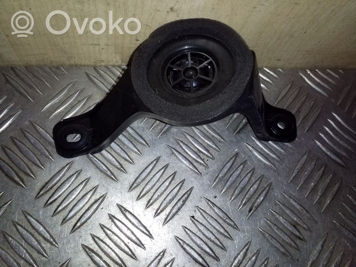 Toyota RAV 4 (XA30) Skaļrunis priekšējā panelī 8616042130