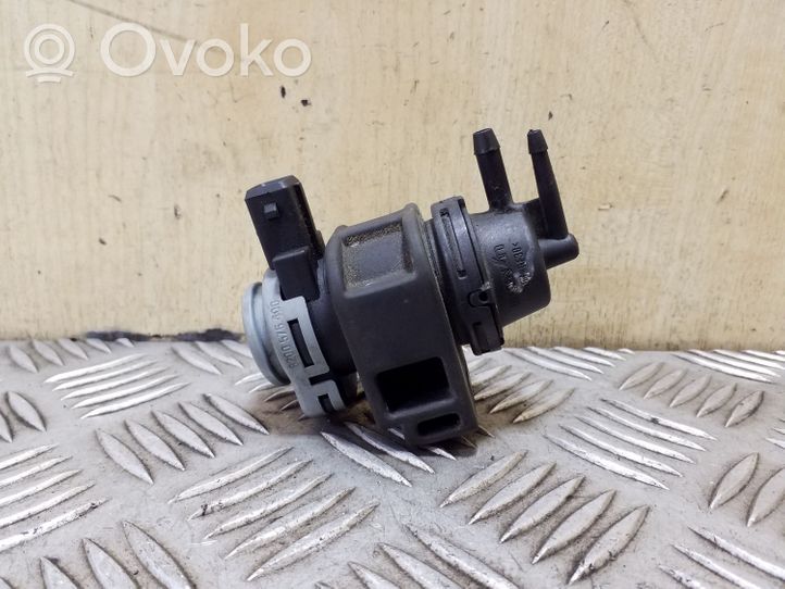 Nissan Qashqai+2 Turboahtimen magneettiventtiili 8200575400