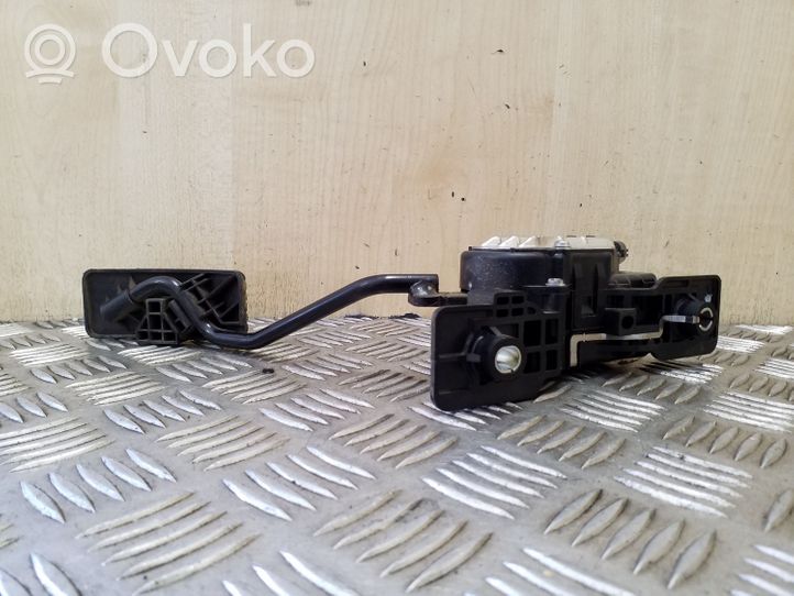 Mitsubishi Pajero Gaspedal APM30015