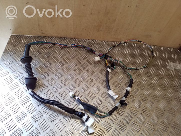 Toyota Corolla Verso AR10 Front door wiring loom 821520F050G