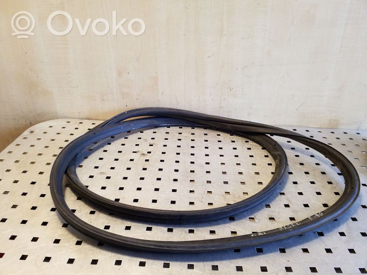 BMW 3 E90 E91 Trunk rubber seal (body) 