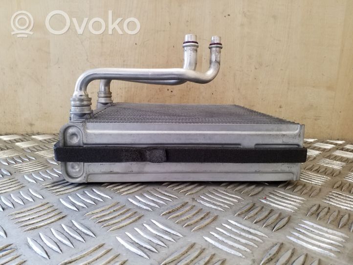 Volkswagen Tiguan Air conditioning (A/C) radiator (interior) 