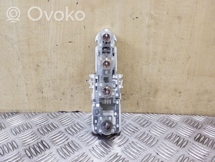 Audi A4 S4 B5 8D Element lampy tylnej 8D9945257