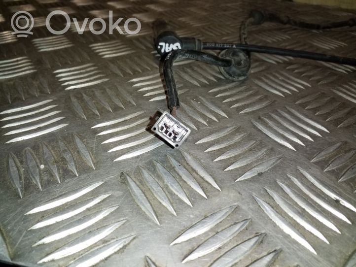 Audi A4 S4 B5 8D Pakaļējais bremžu ABS sensors 8D0927807A