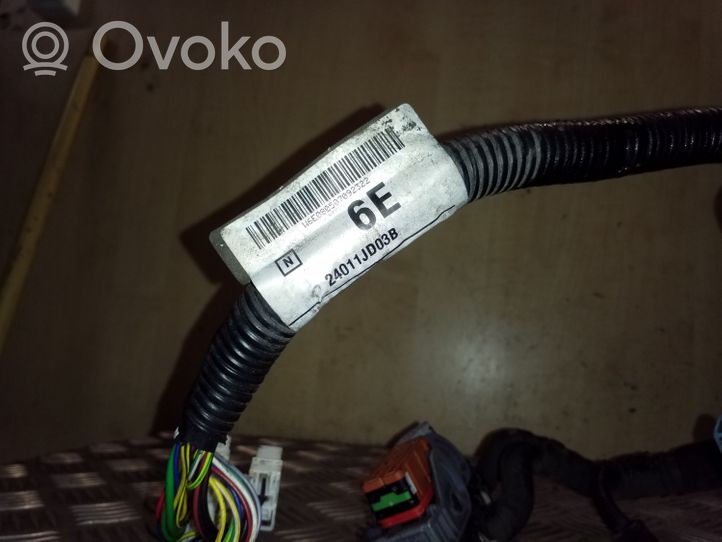 Nissan Qashqai Cableado de instalación del motor 24011JD03B