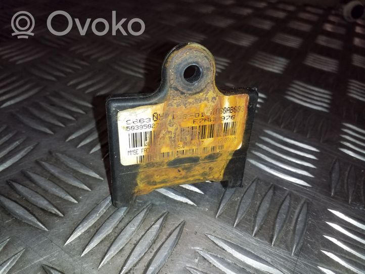 Mitsubishi Outlander Interjero komforto antena 1860AB003