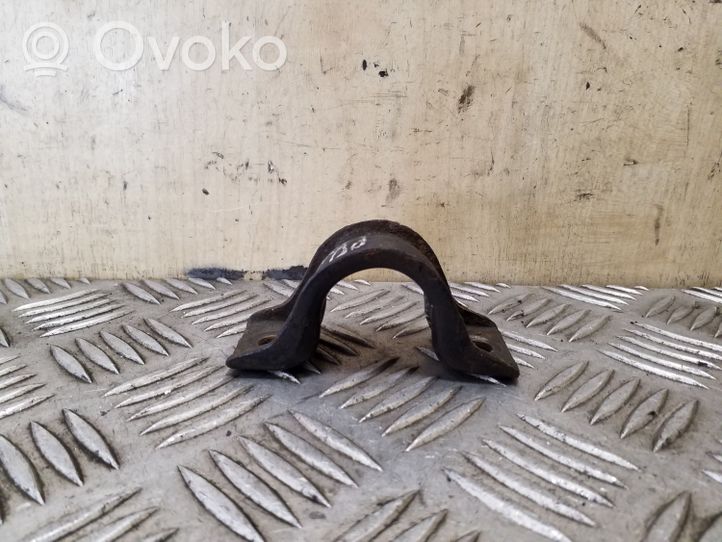 Honda CR-V Support de barre stabilisatrice avant 