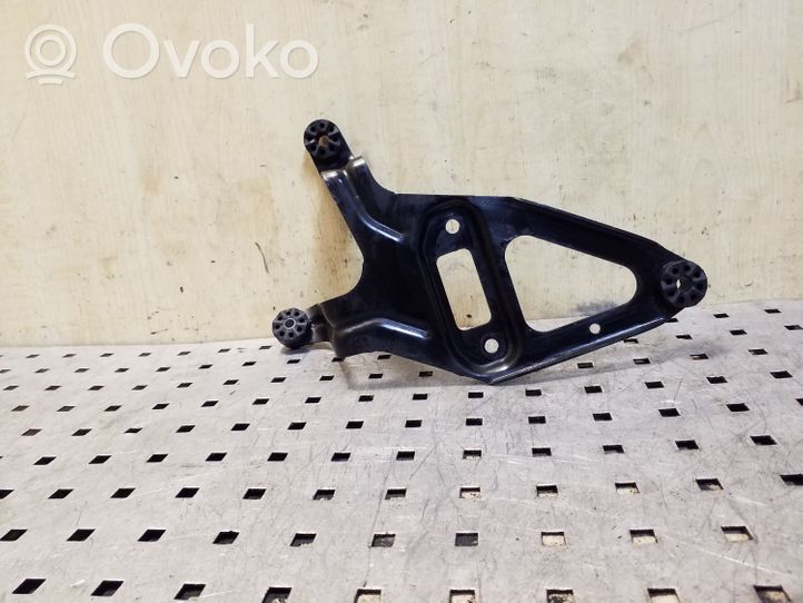 BMW X5 E70 Supporto pompa ABS 