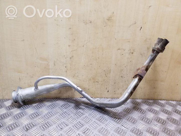 Subaru Outback Tuyau de remplissage de réservoir de carburant 