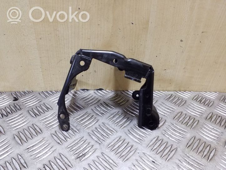 Ford Mondeo MK IV Support de montage de filtre à carburant AV6Q9A072AB