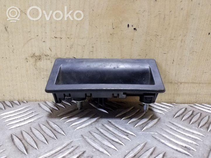 Volkswagen Touareg II Tailgate/trunk/boot exterior handle 5N0827566