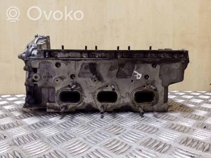 Volkswagen Touareg II Engine head 1059354CR