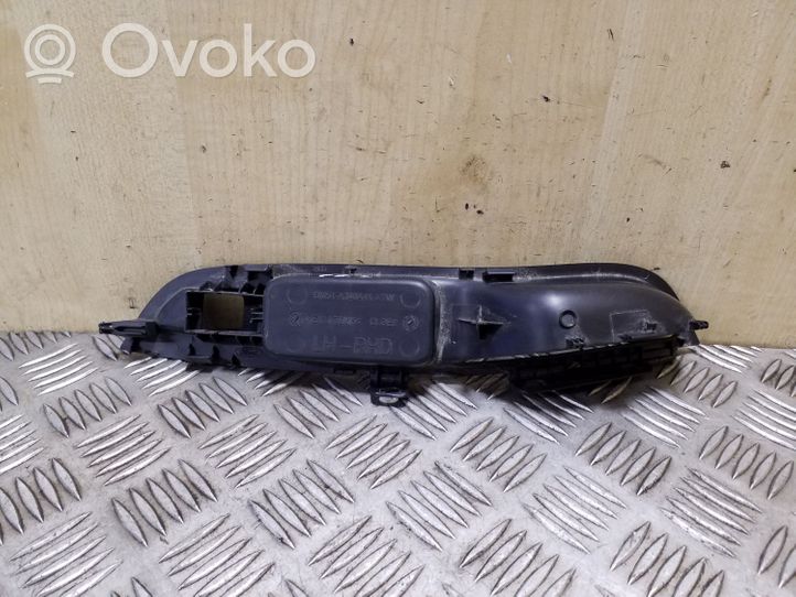 Ford Focus Priekinių langų jungtuko apdaila BM51A240A41ADW