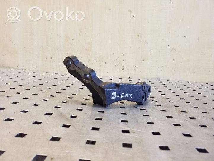 Toyota Corolla Verso E121 Support, suspension du moteur 3311905010