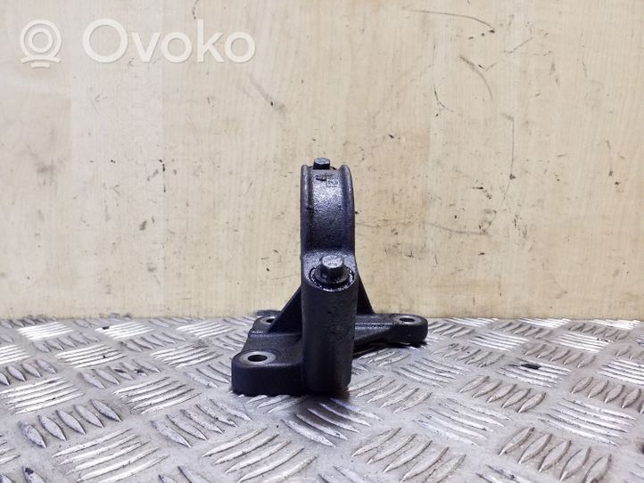 Volvo XC90 Wspornik / Mocowanie łożyska podpory wału napędowego 30711363