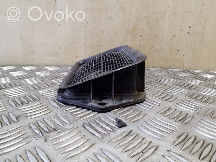 Volkswagen PASSAT B7 Conduit d'air (cabine) 1K0815479B