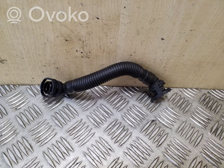 Volkswagen Golf VI Sfiato/tubo di sfiato/tubo flessibile 03L103493AE