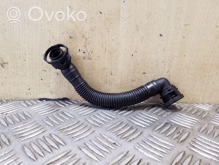 Volkswagen Golf VI Sfiato/tubo di sfiato/tubo flessibile 03L103493AE