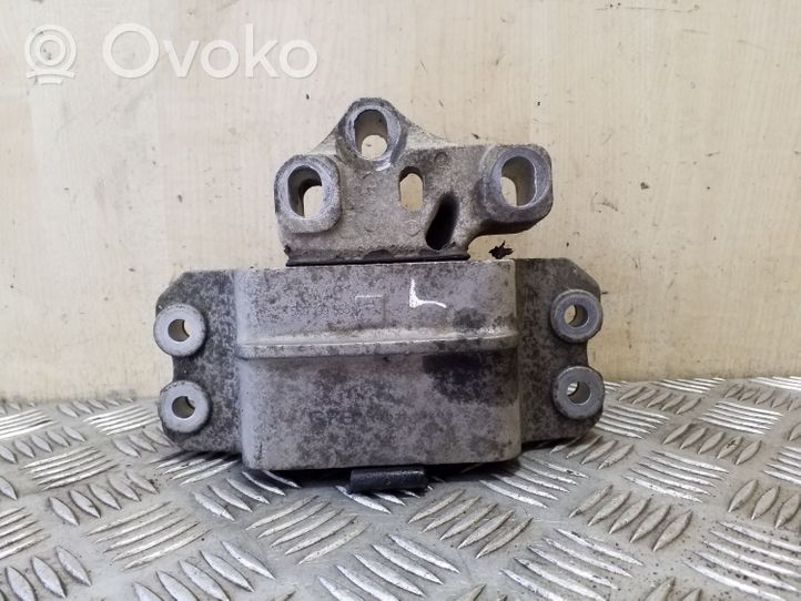 Volkswagen Tiguan Supporto della scatola del cambio 5N0199555