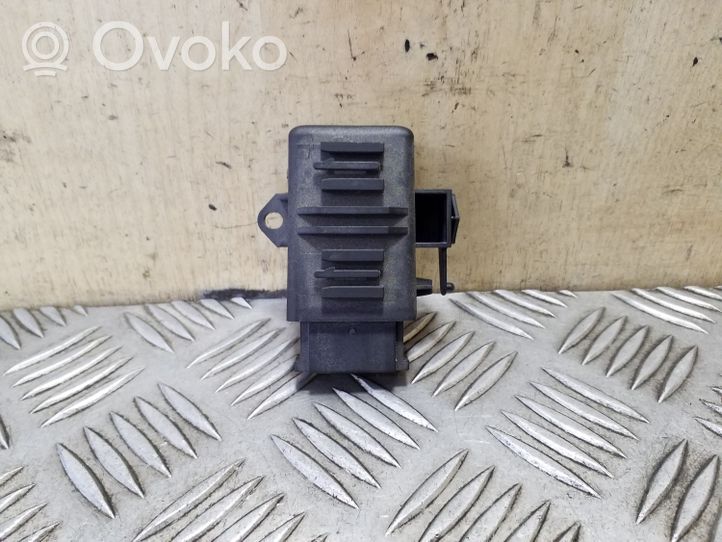 Volkswagen Tiguan Relais de chauffage de siège 1K0959772