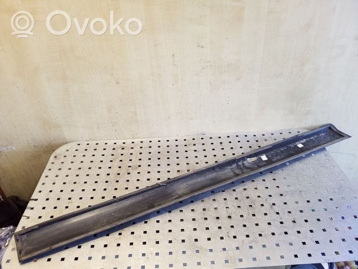 Opel Frontera B Front door trim (molding) 9712A1092