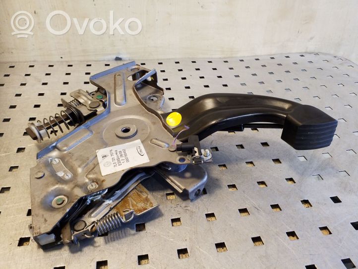 Volkswagen Touareg I Rankinio mechanizmas (salone) 7L0721797N