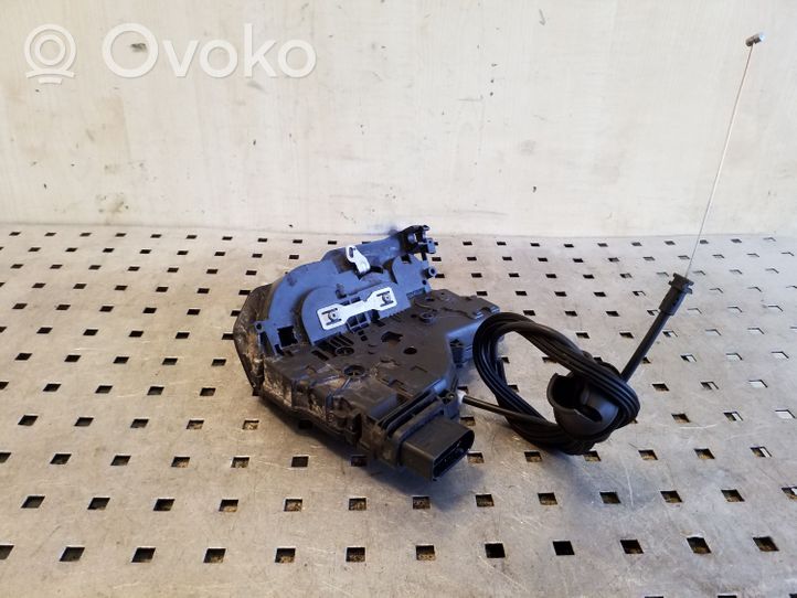 Volkswagen Sharan Sliding door lock 7N0839015B