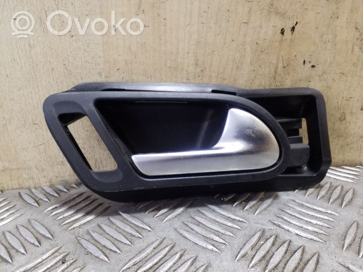 Volkswagen Tiguan Klamka wewnętrzna drzwi przednich 5N0837198