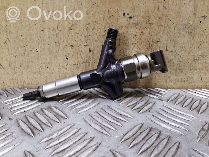 Subaru Outback Injecteur de carburant 16613AA030