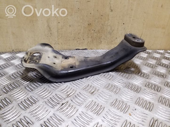 Subaru Outback Support de boîte de vitesses 