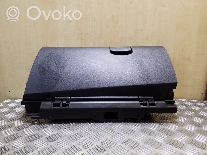 Subaru Outback Schowek deski rozdzielczej / Komplet 66208AJ000