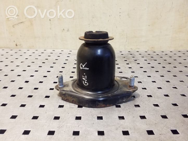 Toyota Corolla E120 E130 Etuiskunvaimentimen kannake 4875502040