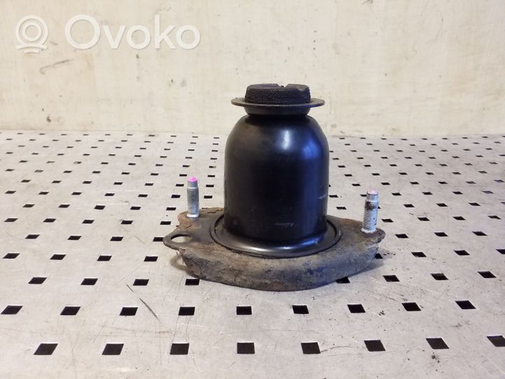 Toyota Corolla E120 E130 Etuiskunvaimentimen kannake 