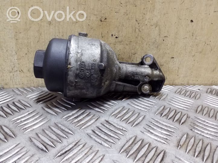 Volkswagen Polo V 6R Supporto di montaggio del filtro dell’olio 03D115403D